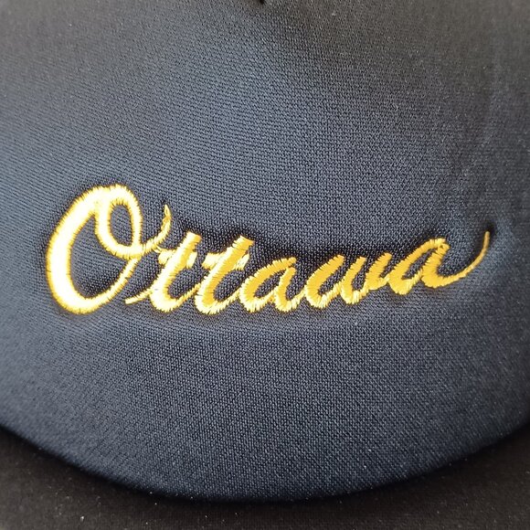 Vintage 1980s International Insignia Embroidered Ottawa Trucker Hat Snapback Cap - Picture 8 of 13